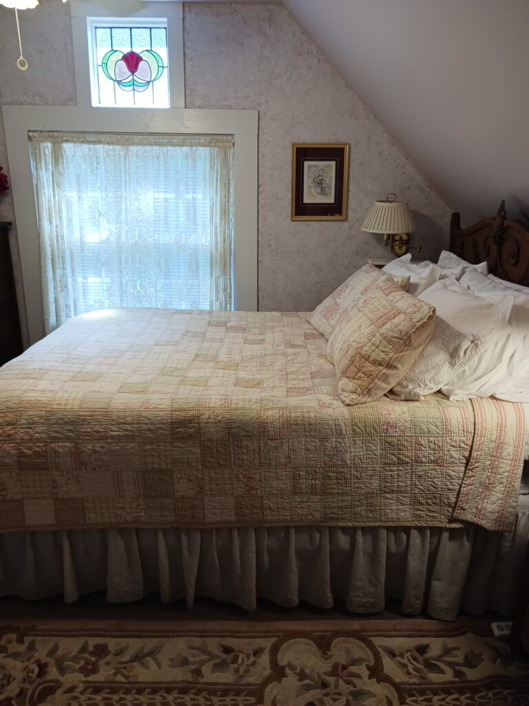 Willies Hideaway Bed